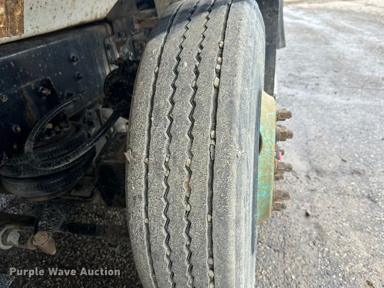 image for item FK1771 2001 Sterling L9500 dump truck