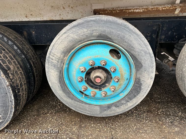 image for item FK1771 2001 Sterling L9500 dump truck