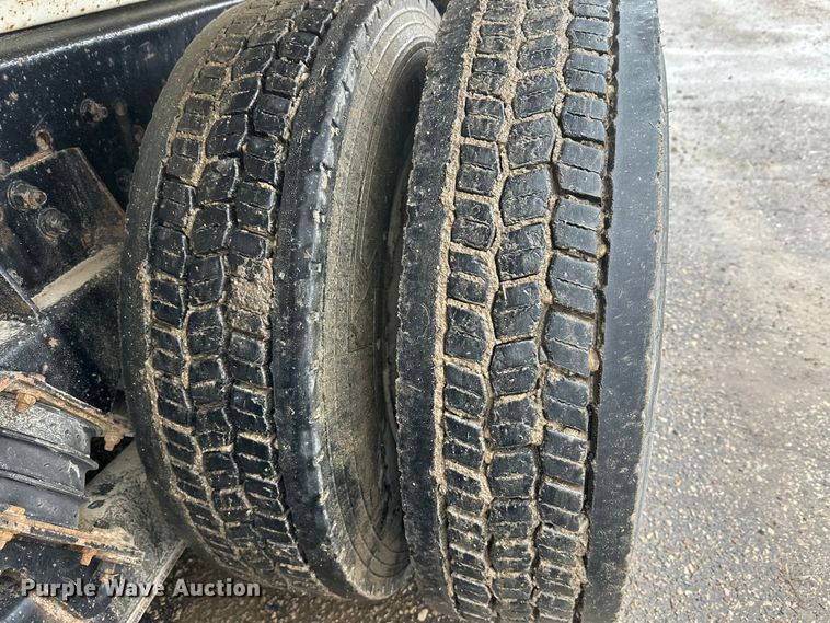 image for item FK1771 2001 Sterling L9500 dump truck