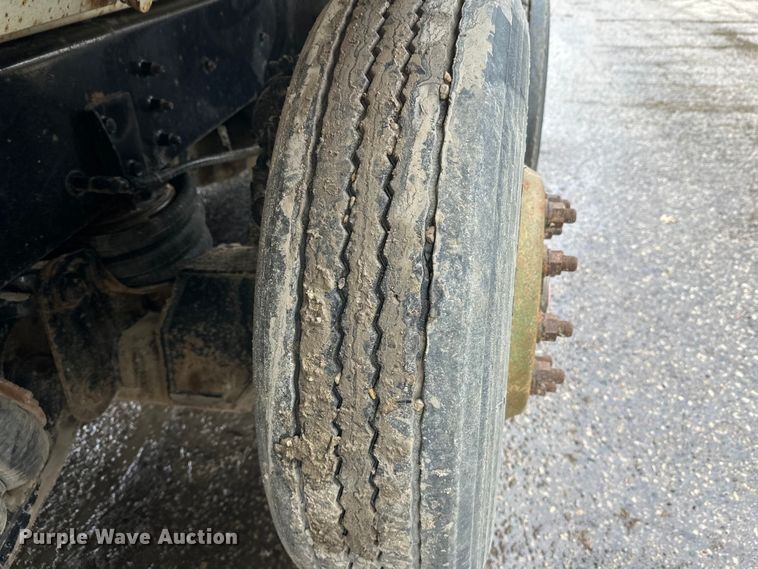 image for item FK1771 2001 Sterling L9500 dump truck