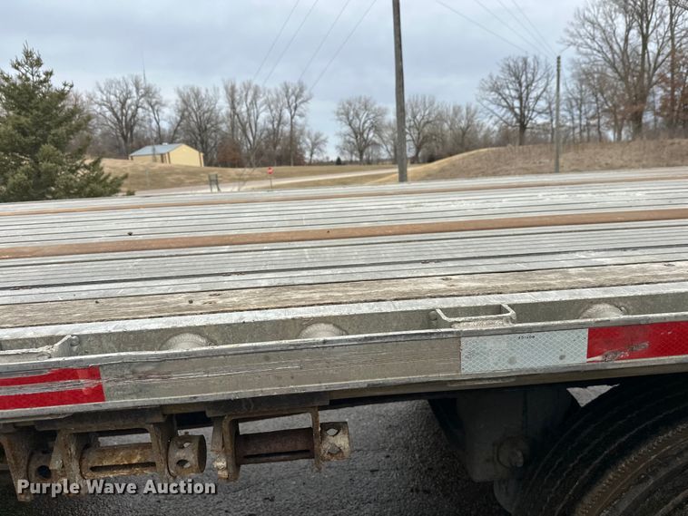 image for item FK1773 2005 Utility flatbed trailer