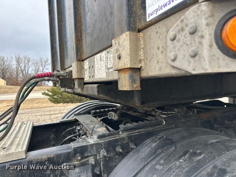 image for item FK1773 2005 Utility flatbed trailer