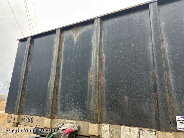 image for item FK1773 2005 Utility flatbed trailer