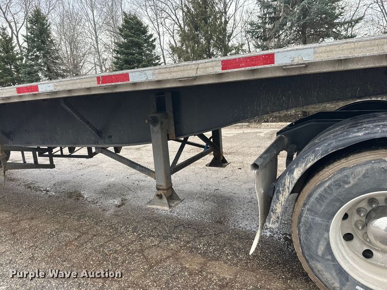 image for item FK1773 2005 Utility flatbed trailer