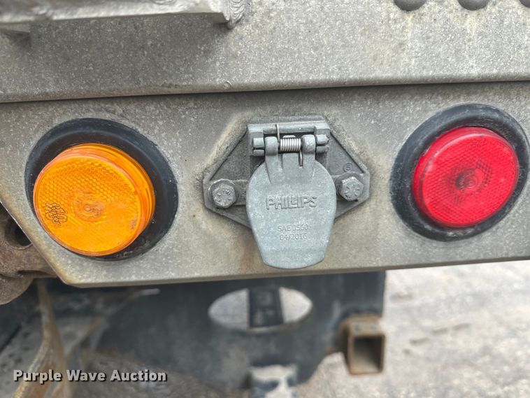 image for item FK1773 2005 Utility flatbed trailer