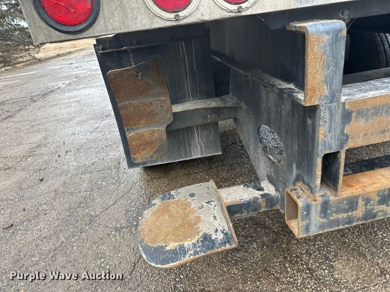 image for item FK1773 2005 Utility flatbed trailer