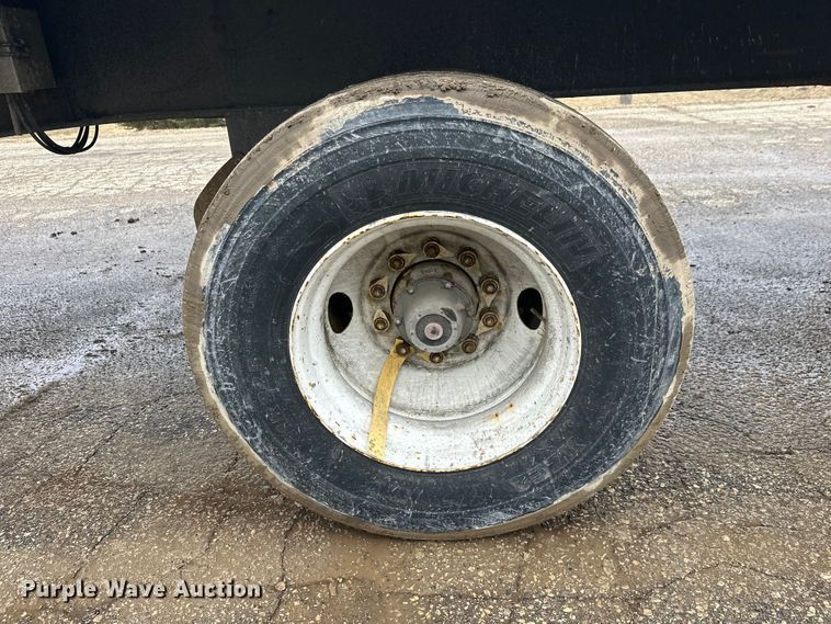 image for item FK1773 2005 Utility flatbed trailer