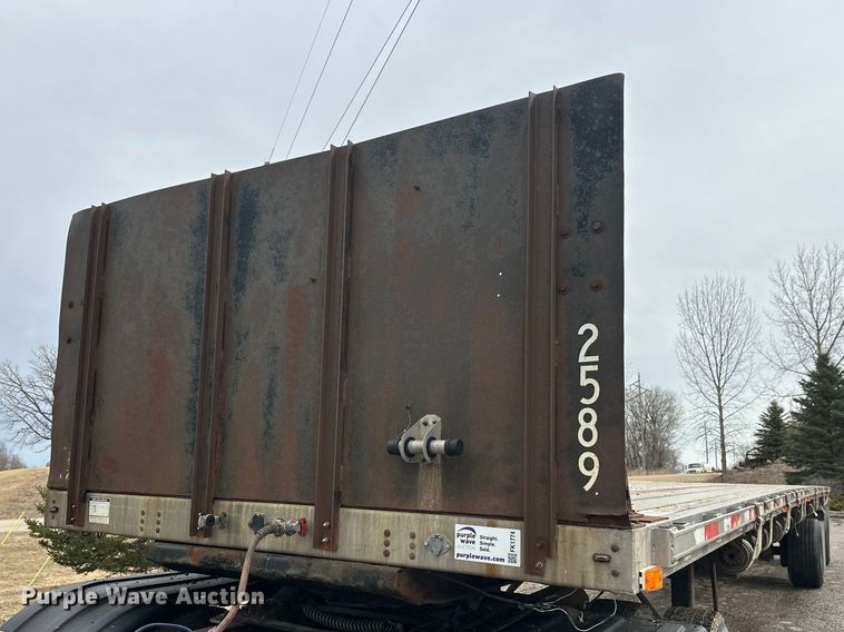 image for item FK1774 2008 Transcraft  flatbed trailer