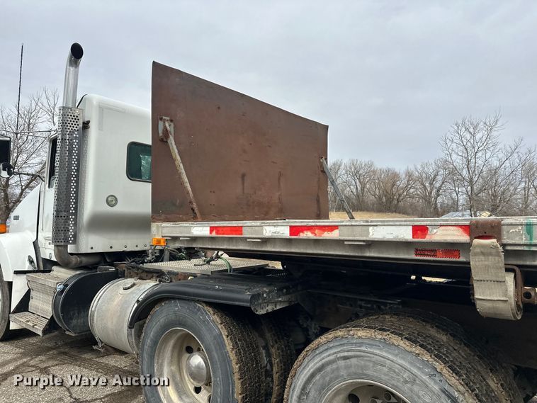 image for item FK1774 2008 Transcraft  flatbed trailer