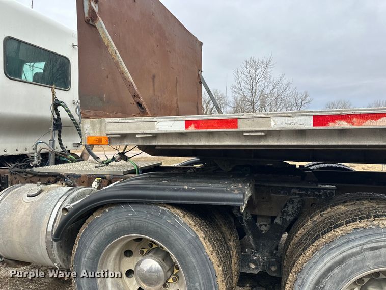 image for item FK1774 2008 Transcraft  flatbed trailer