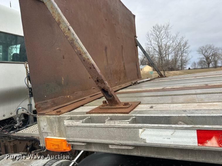 image for item FK1774 2008 Transcraft  flatbed trailer