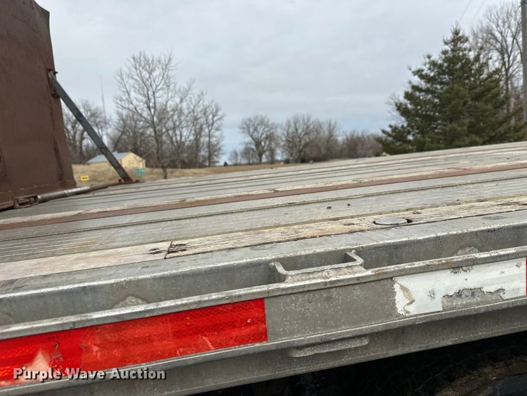 image for item FK1774 2008 Transcraft  flatbed trailer