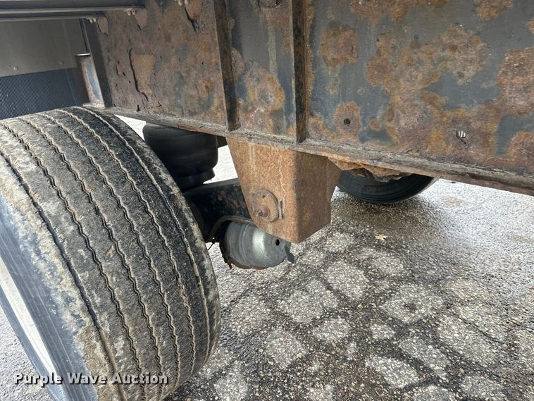 image for item FK1774 2008 Transcraft  flatbed trailer