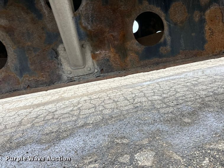 image for item FK1774 2008 Transcraft  flatbed trailer