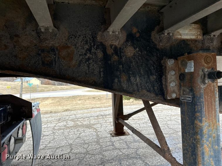 image for item FK1774 2008 Transcraft  flatbed trailer