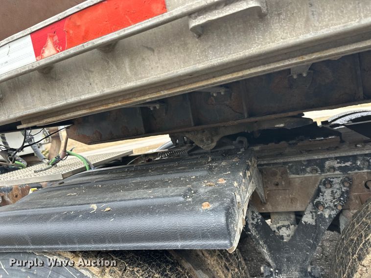 image for item FK1774 2008 Transcraft  flatbed trailer