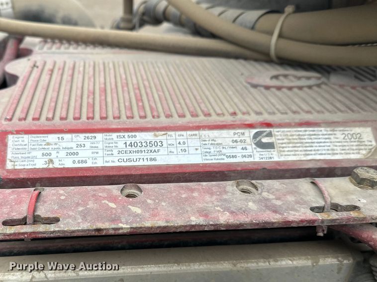 image for item FK1779 2003 International 9400i semi truck