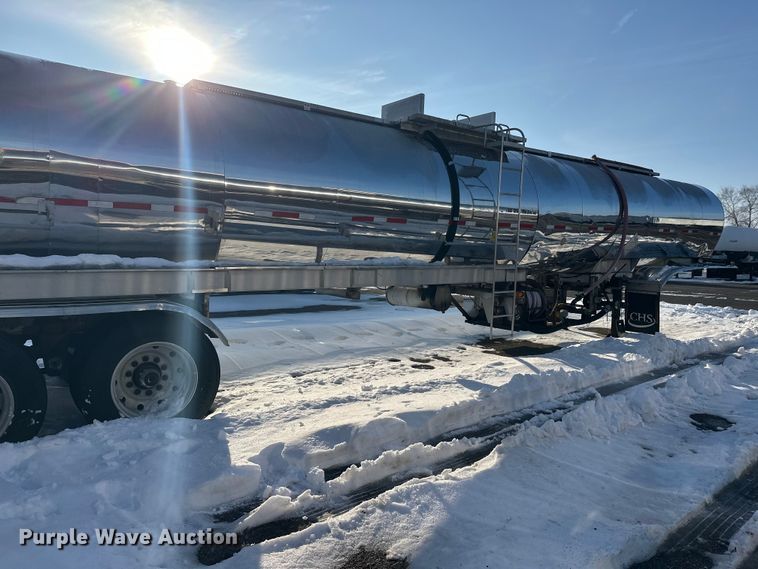 image for item FK1813 1991 Brenner tank trailer