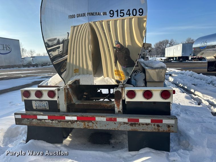 image for item FK1813 1991 Brenner tank trailer