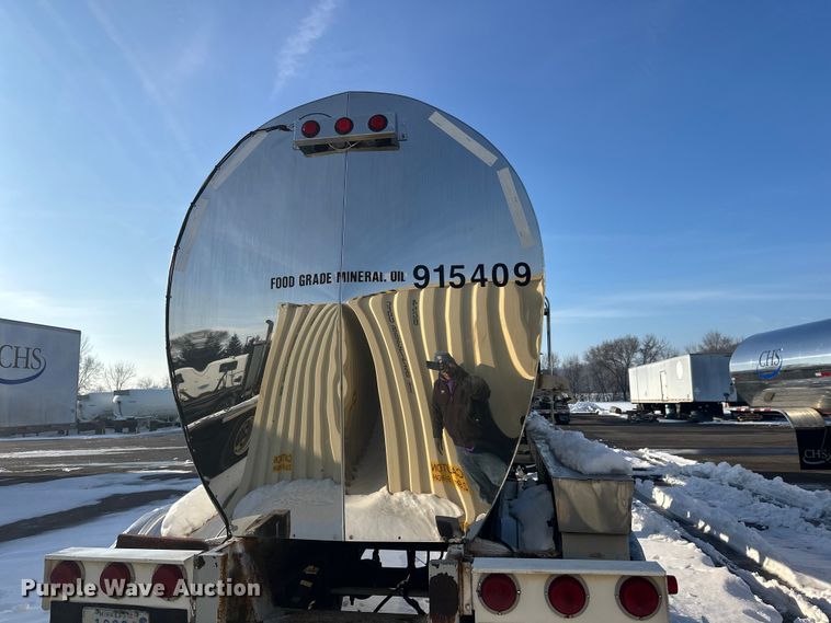 image for item FK1813 1991 Brenner tank trailer