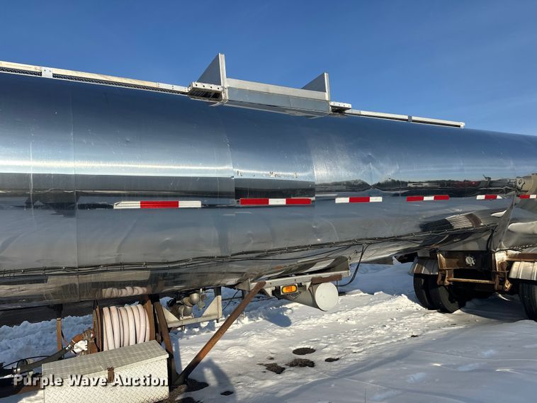 image for item FK1813 1991 Brenner tank trailer
