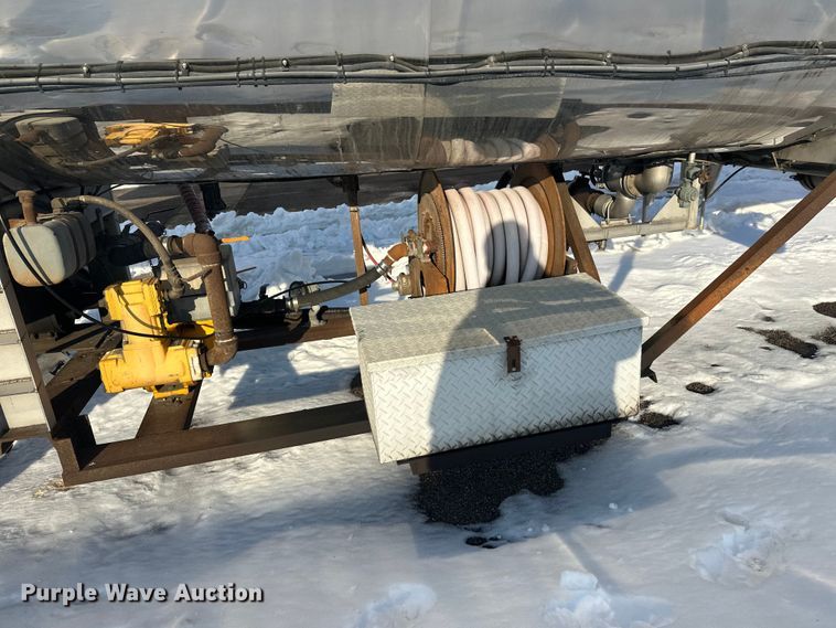 image for item FK1813 1991 Brenner tank trailer