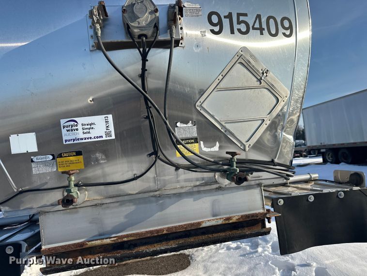 image for item FK1813 1991 Brenner tank trailer