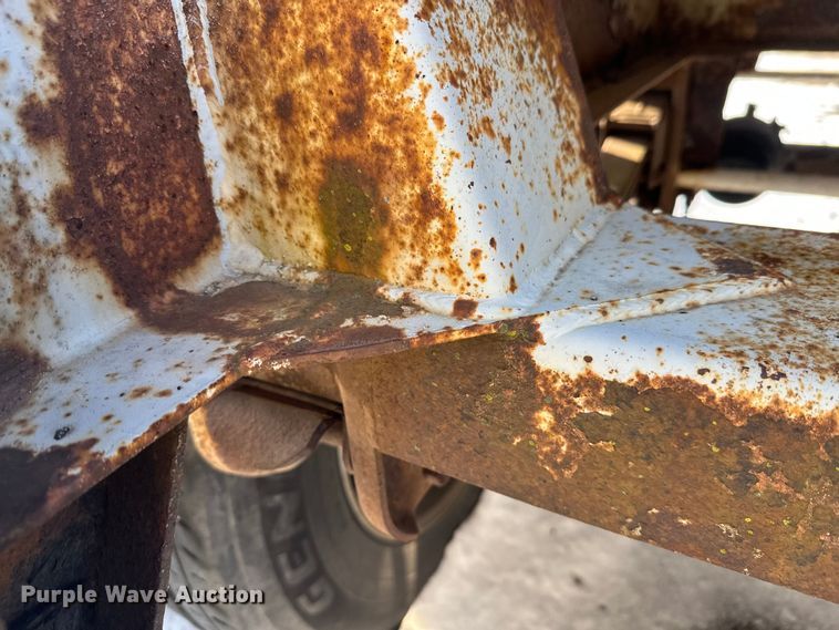 image for item FK1813 1991 Brenner tank trailer