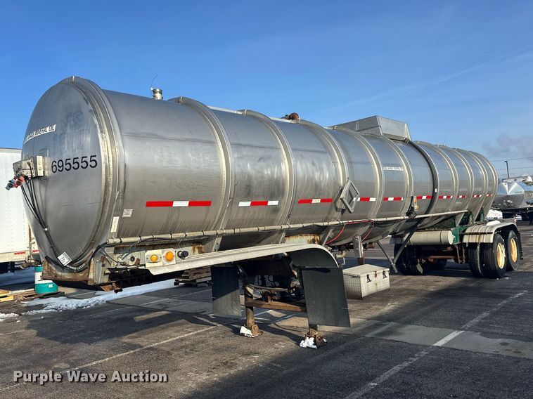 image for item FK1814 1969 Fruehauf tank trailer