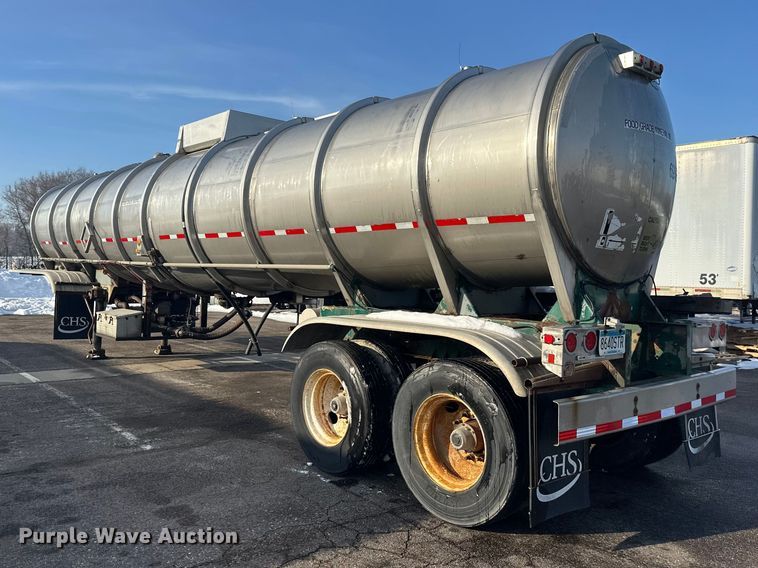 image for item FK1814 1969 Fruehauf tank trailer