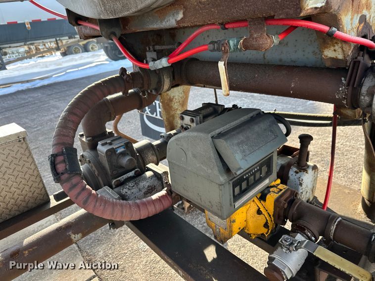 image for item FK1814 1969 Fruehauf tank trailer