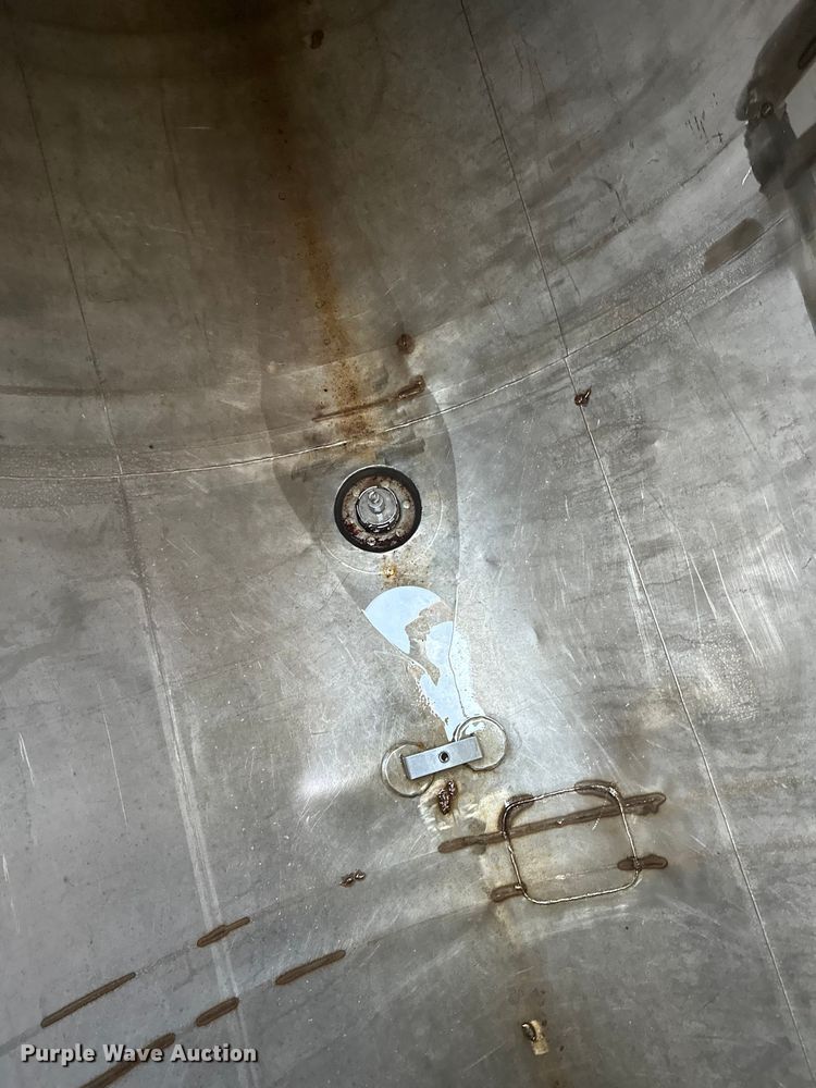 image for item FK1814 1969 Fruehauf tank trailer