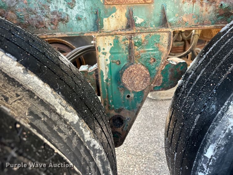 image for item FK1814 1969 Fruehauf tank trailer