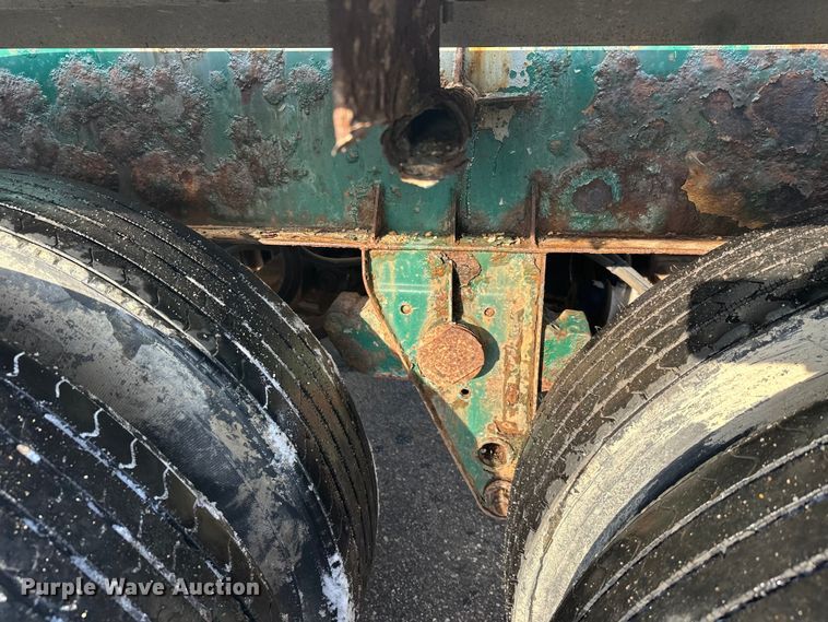 image for item FK1814 1969 Fruehauf tank trailer