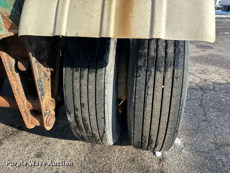 image for item FK1814 1969 Fruehauf tank trailer