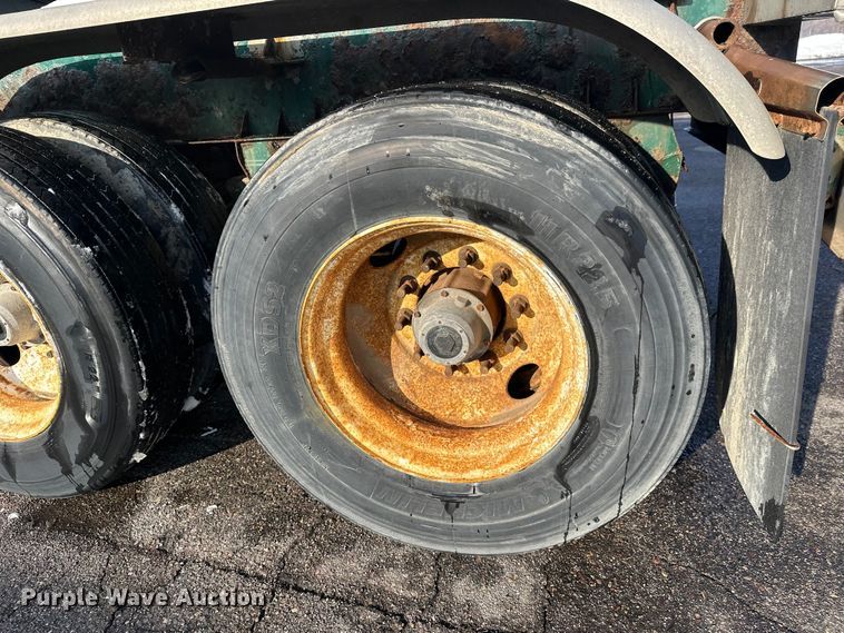 image for item FK1814 1969 Fruehauf tank trailer