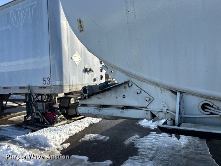 image for item FK1817 1994 Heil tank trailer