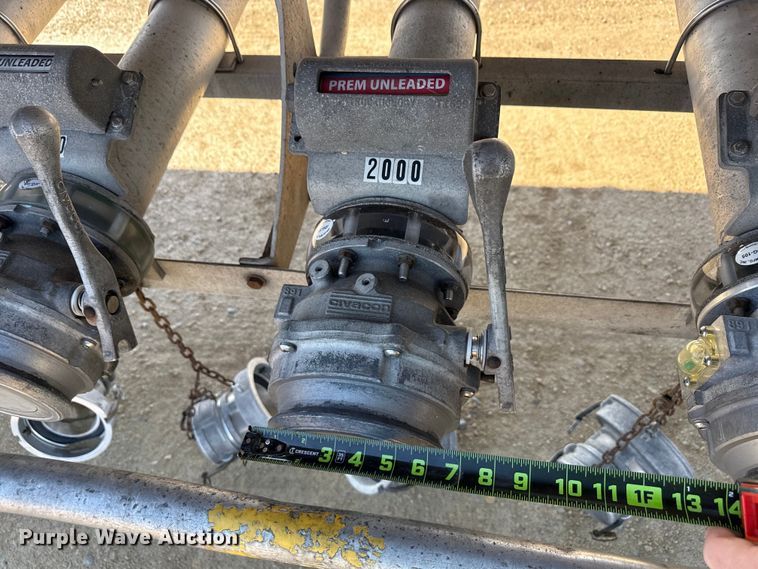 image for item ND9463 2009 Heil tank trailer