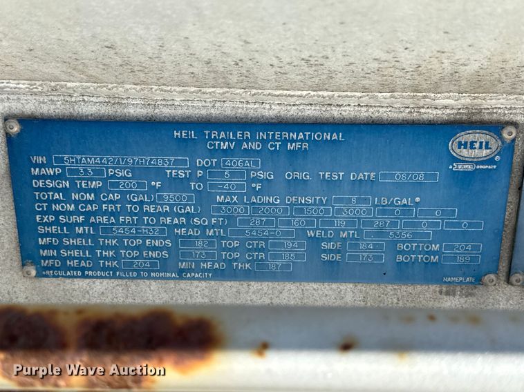 image for item ND9463 2009 Heil tank trailer