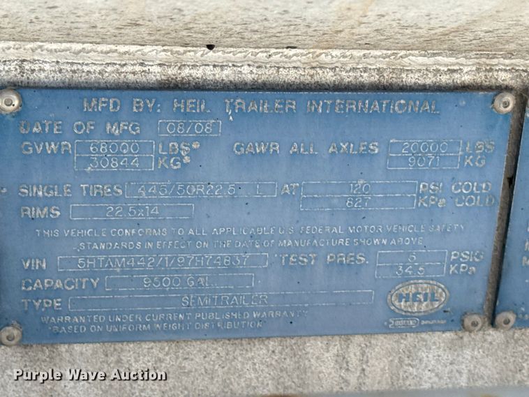 image for item ND9463 2009 Heil tank trailer