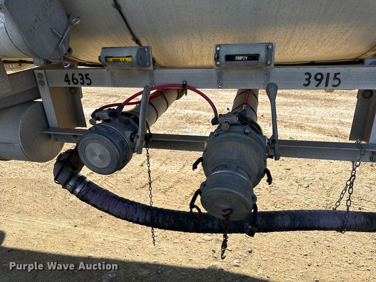 image for item ND9464 2008 Polar tank trailer