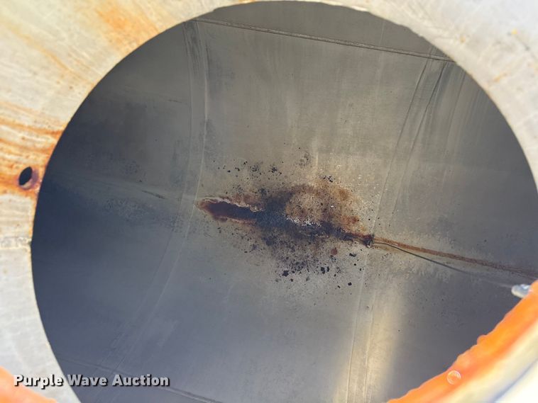 image for item ND9464 2008 Polar tank trailer