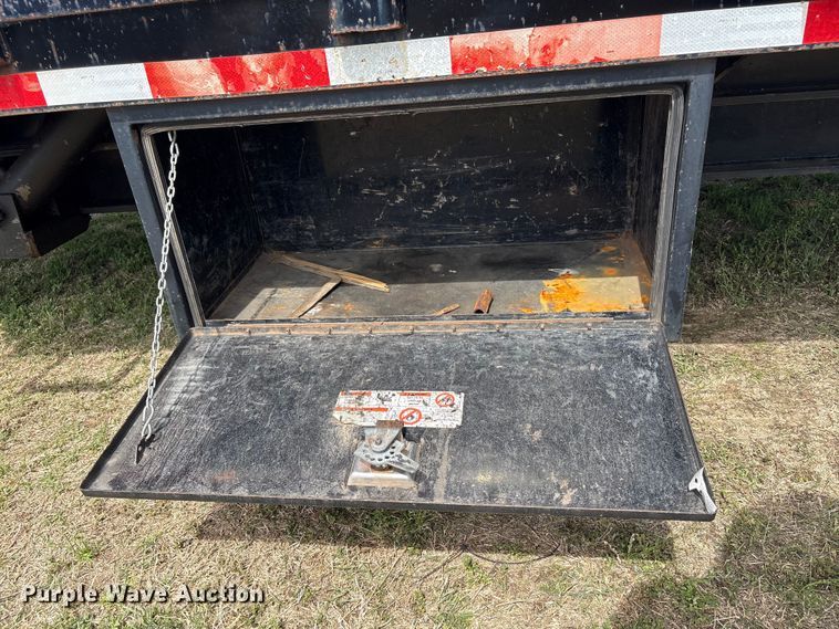 image for item NK9050 1999 Ledwell HT48102HT tilt deck hydraulic tail equipment trailer