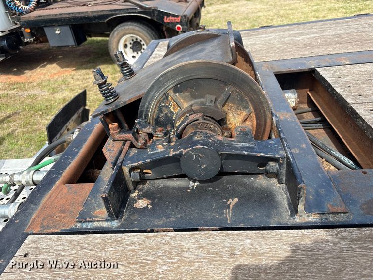 image for item NK9050 1999 Ledwell HT48102HT tilt deck hydraulic tail equipment trailer