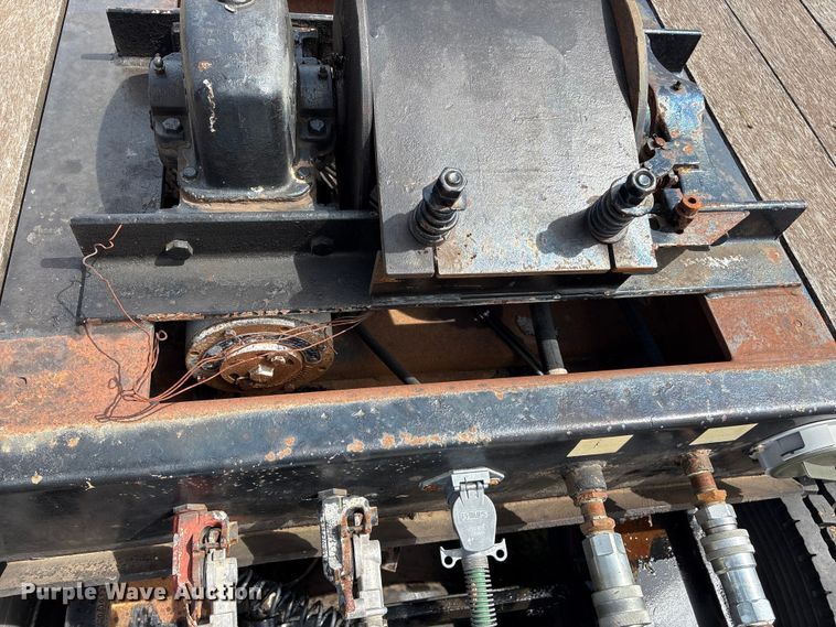 image for item NK9050 1999 Ledwell HT48102HT tilt deck hydraulic tail equipment trailer