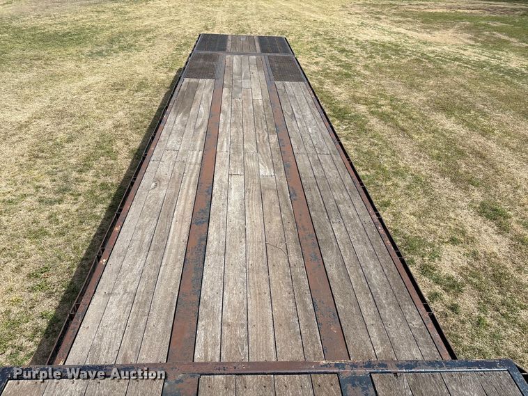 image for item NK9050 1999 Ledwell HT48102HT tilt deck hydraulic tail equipment trailer