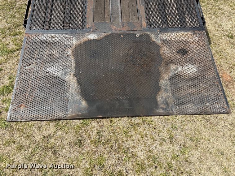 image for item NK9050 1999 Ledwell HT48102HT tilt deck hydraulic tail equipment trailer