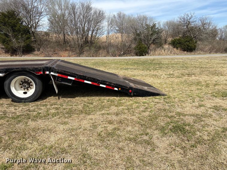 image for item NK9050 1999 Ledwell HT48102HT tilt deck hydraulic tail equipment trailer