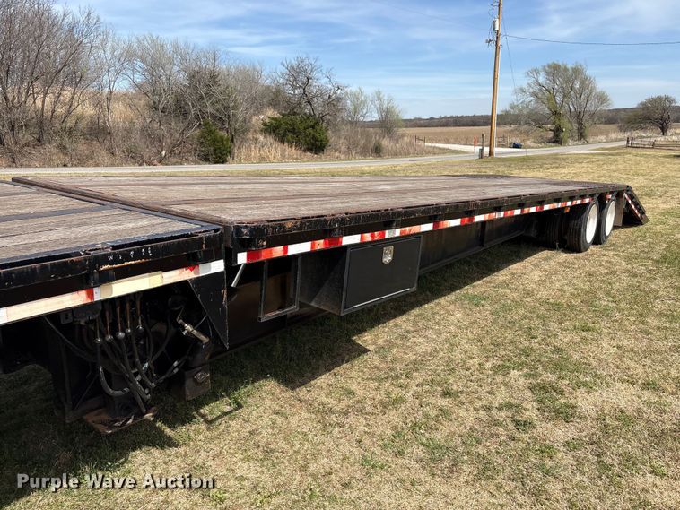 image for item NK9050 1999 Ledwell HT48102HT tilt deck hydraulic tail equipment trailer