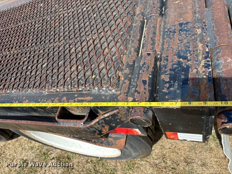 image for item NK9050 1999 Ledwell HT48102HT tilt deck hydraulic tail equipment trailer